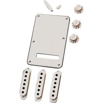 Fender Stratocaster Parchment Accessory Kit - Enhance Your Guitar Affordably